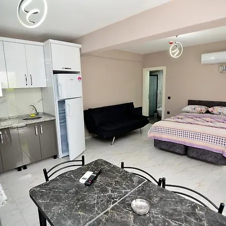 7 Continent Icmeler Apartment *