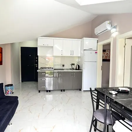 Apartment 7 Continent Icmeler *