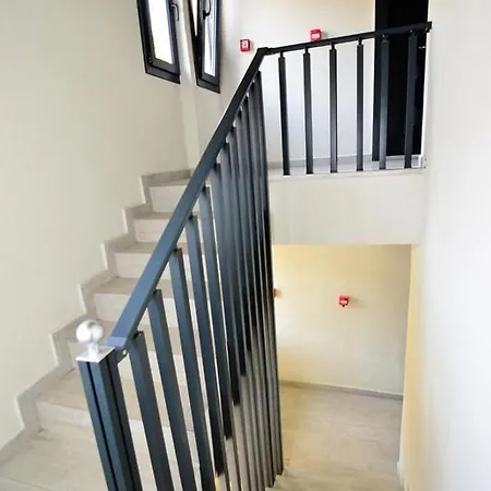 7 Continent Icmeler Apartment